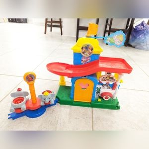 Little People Disney Magical Day Playset Dumbo Ride